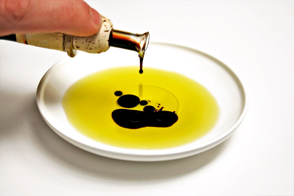 a few drops of good quality balsamic balsamic vinegar